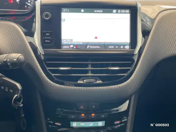 PEUGEOT 208 - voiture d'occasion - Photo 13