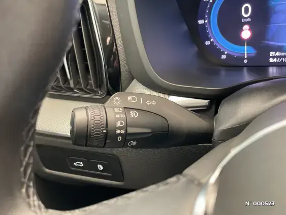VOLVO XC60 II - voiture d'occasion - Photo 28