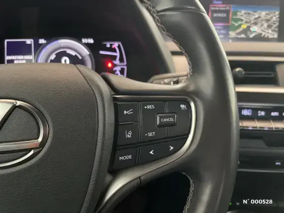 LEXUS UX - voiture d'occasion - Photo 27