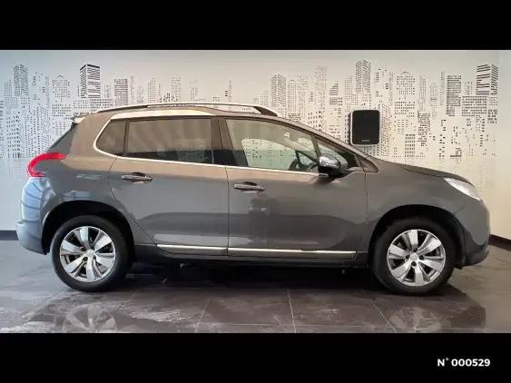 PEUGEOT 2008 - voiture d'occasion - Photo 5