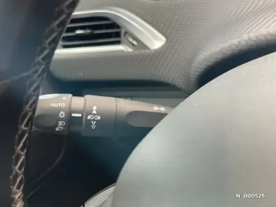 PEUGEOT 2008 - voiture d'occasion - Photo 28