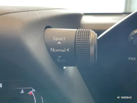 LEXUS UX - voiture d'occasion - Photo 36