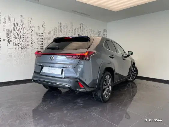 LEXUS UX - voiture d'occasion - Photo 4