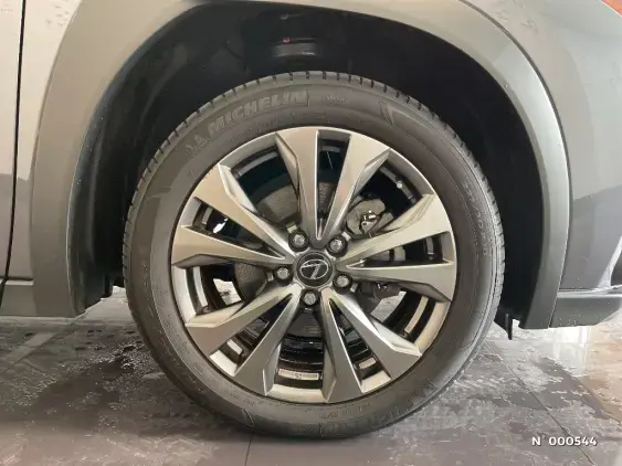 LEXUS UX - voiture d'occasion - Photo 8