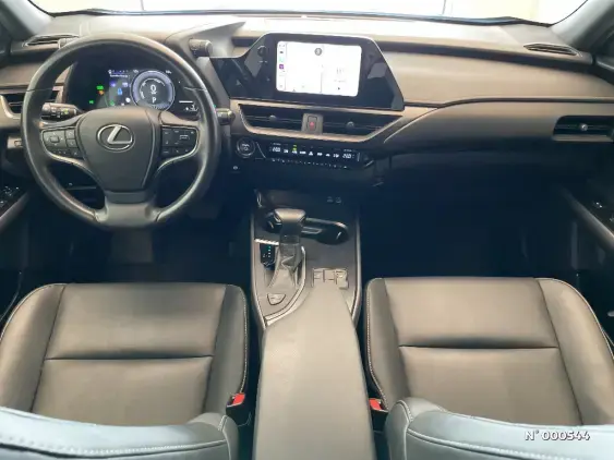 LEXUS UX - voiture d'occasion - Photo 9