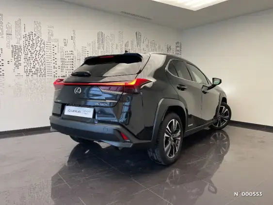 LEXUS UX - voiture d'occasion - Photo 4