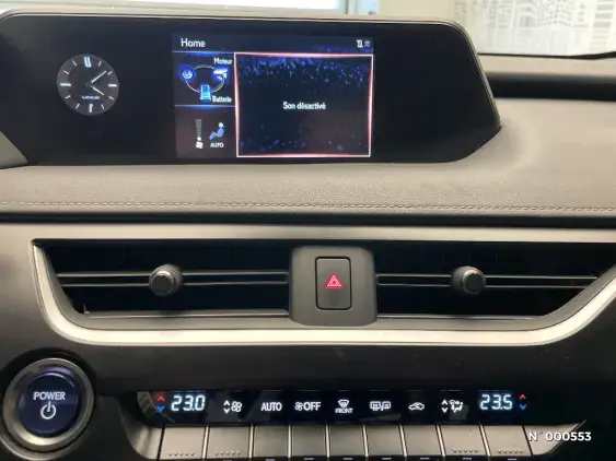 LEXUS UX - voiture d'occasion - Photo 13