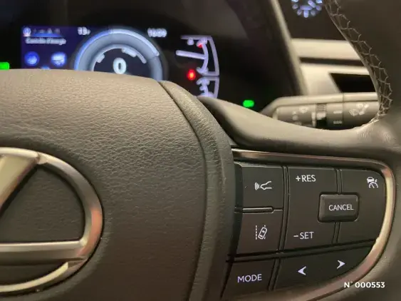 LEXUS UX - voiture d'occasion - Photo 26