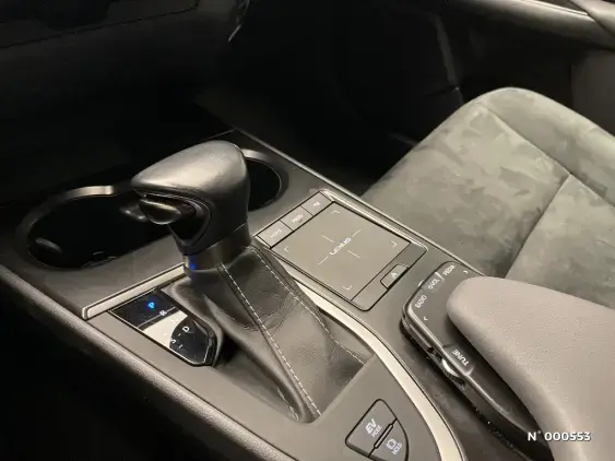 LEXUS UX - voiture d'occasion - Photo 29