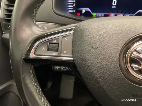 SKODA KAROQ - voiture d'occasion - Photo 25