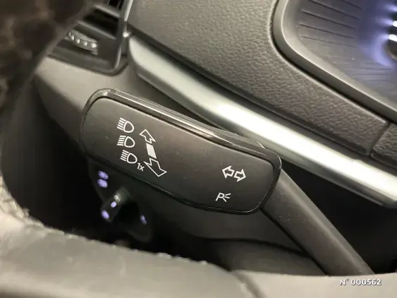 SKODA KAROQ - voiture d'occasion - Photo 28
