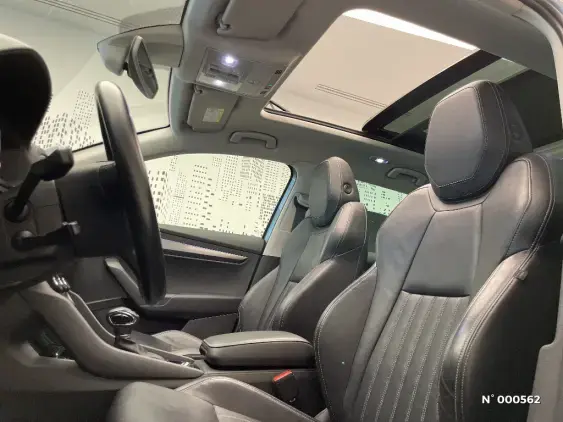 SKODA KAROQ - voiture d'occasion - Photo 32