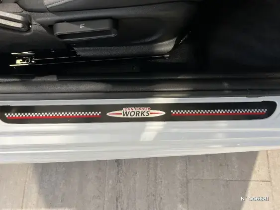 MINI CABRIO III - voiture d'occasion - Photo 15