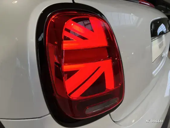 MINI CABRIO III - voiture d'occasion - Photo 25