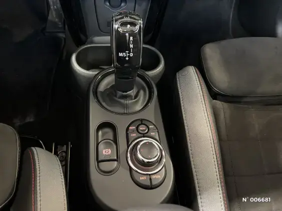 MINI CABRIO III - voiture d'occasion - Photo 29