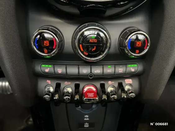 MINI CABRIO III - voiture d'occasion - Photo 30