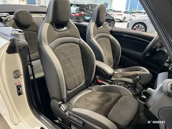 MINI CABRIO III - voiture d'occasion - Photo 10