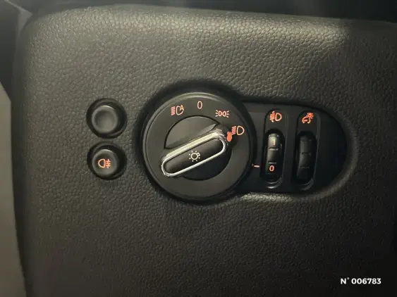 MINI MINI 5 PORTES III - voiture d'occasion - Photo 30