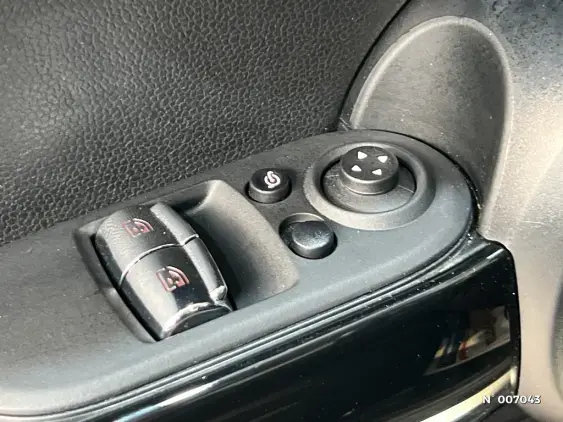 MINI MINI III - voiture d'occasion - Photo 38