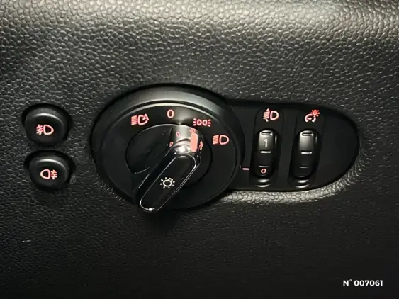 MINI MINI III - voiture d'occasion - Photo 30