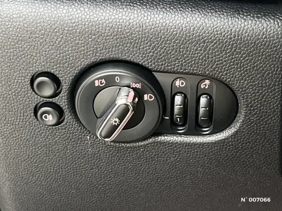 MINI MINI III - voiture d'occasion - Photo 32