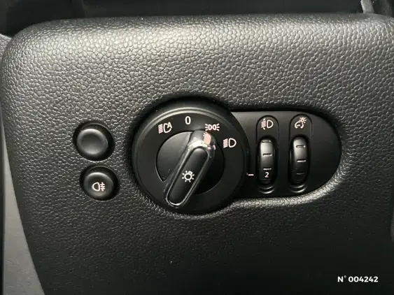 MINI CABRIO III - voiture d'occasion - Photo 15
