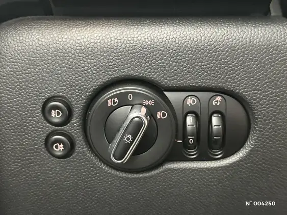 MINI CABRIOLET F57 LCI - voiture d'occasion - Photo 15