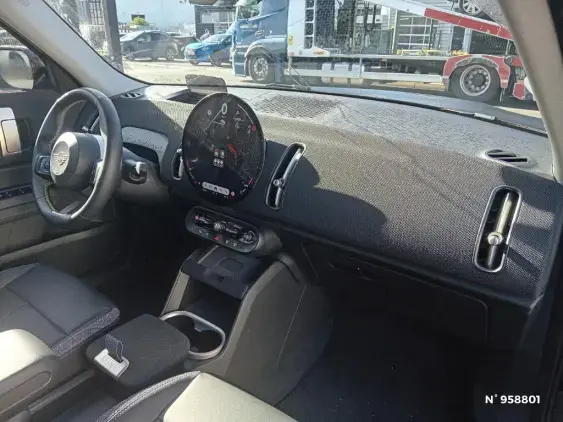 MINI COUNTRYMAN U25 - voiture d'occasion - Photo 10