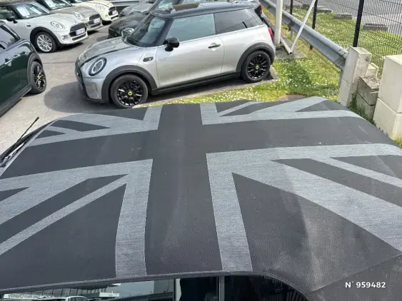 MINI CABRIOLET F57 LCI - voiture d'occasion - Photo 22
