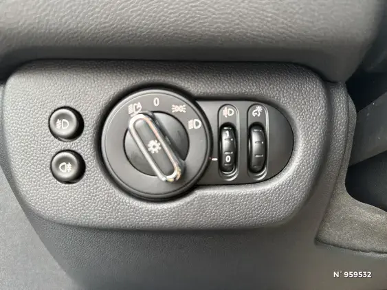 MINI CLUBMAN II - voiture d'occasion - Photo 15