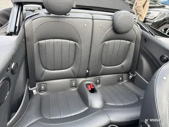 MINI CABRIO III - voiture d'occasion - Photo 11