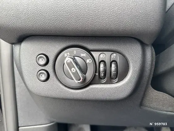 MINI CLUBMAN II - voiture d'occasion - Photo 27