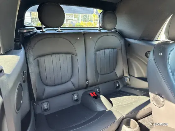 MINI CABRIO III - voiture d'occasion - Photo 11
