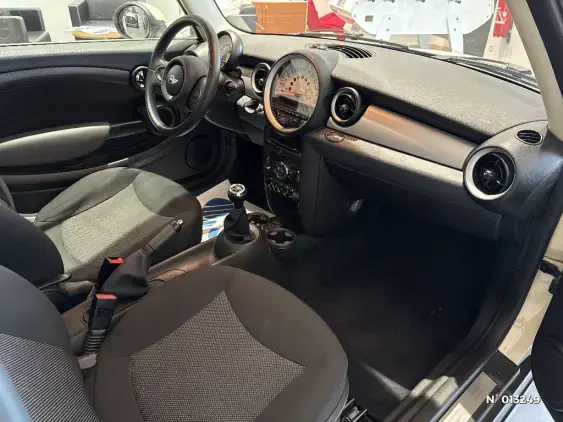 MINI HATCH R56 - voiture d'occasion - Photo 19