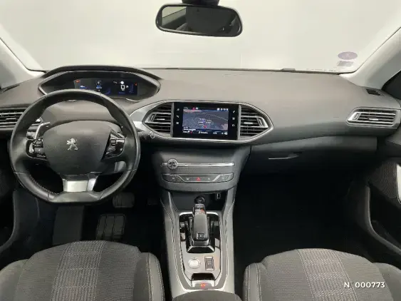 PEUGEOT 308 II - voiture d'occasion - Photo 9