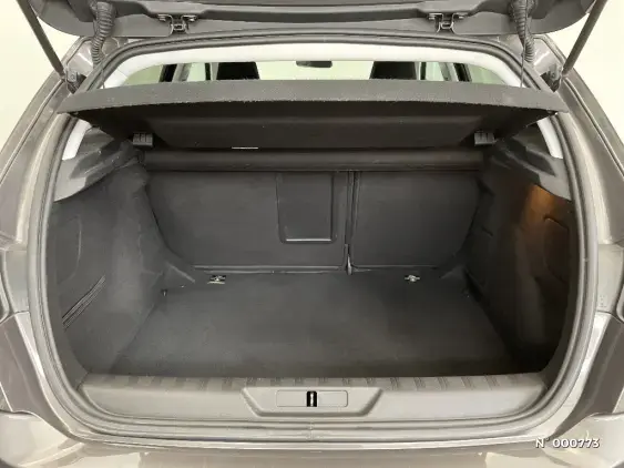 PEUGEOT 308 II - voiture d'occasion - Photo 7