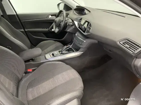 PEUGEOT 308 II - voiture d'occasion - Photo 10