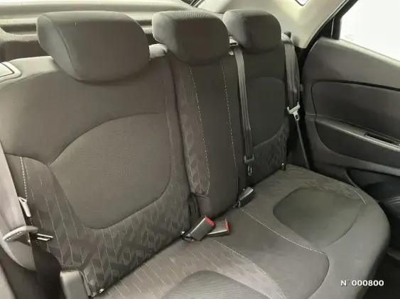 RENAULT CAPTUR - voiture d'occasion - Photo 11