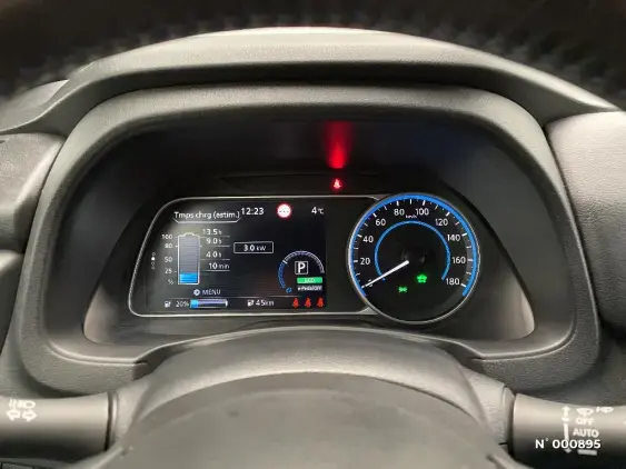 NISSAN LEAF II - voiture d'occasion - Photo 12