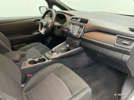 NISSAN LEAF II - voiture d'occasion - Photo 10