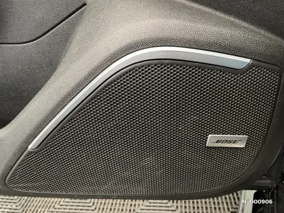 RENAULT MEGANE IV - voiture d'occasion - Photo 26