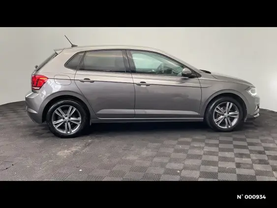 VOLKSWAGEN POLO VI - voiture d'occasion - Photo 5