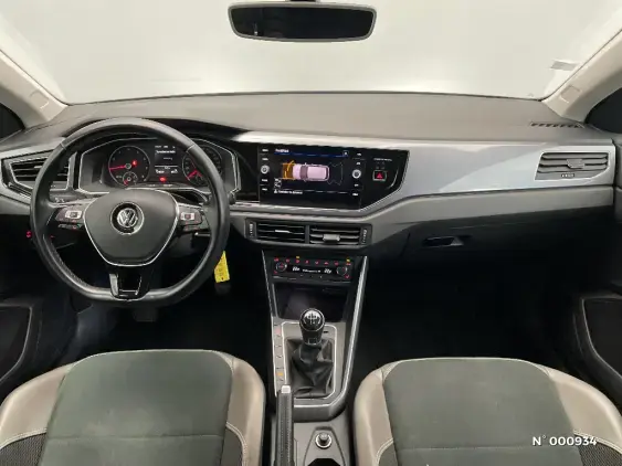 VOLKSWAGEN POLO VI - voiture d'occasion - Photo 9