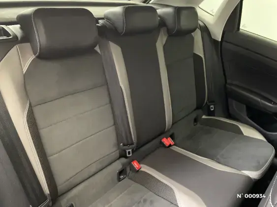 VOLKSWAGEN POLO VI - voiture d'occasion - Photo 11