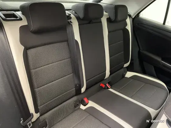VOLKSWAGEN T-ROC - voiture d'occasion - Photo 11