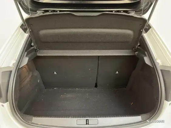 PEUGEOT 208 BUSINESS R II - voiture d'occasion - Photo 7