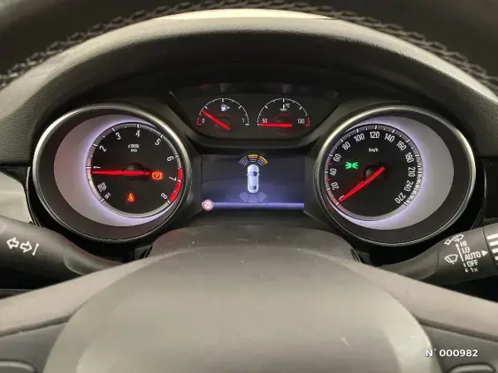 OPEL ASTRA K - voiture d'occasion - Photo 12