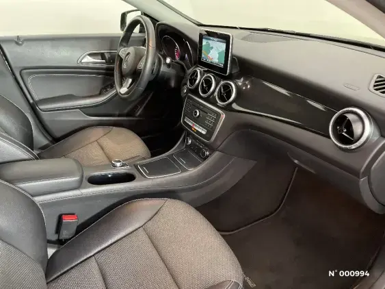 MERCEDES-BENZ CLA SHOOTING BRAKE I - voiture d'occasion - Photo 10