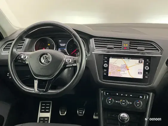 VOLKSWAGEN TIGUAN II - voiture d'occasion - Photo 13