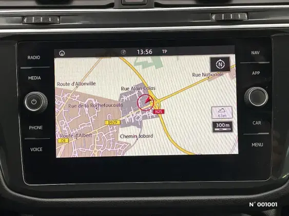 VOLKSWAGEN TIGUAN II - voiture d'occasion - Photo 15